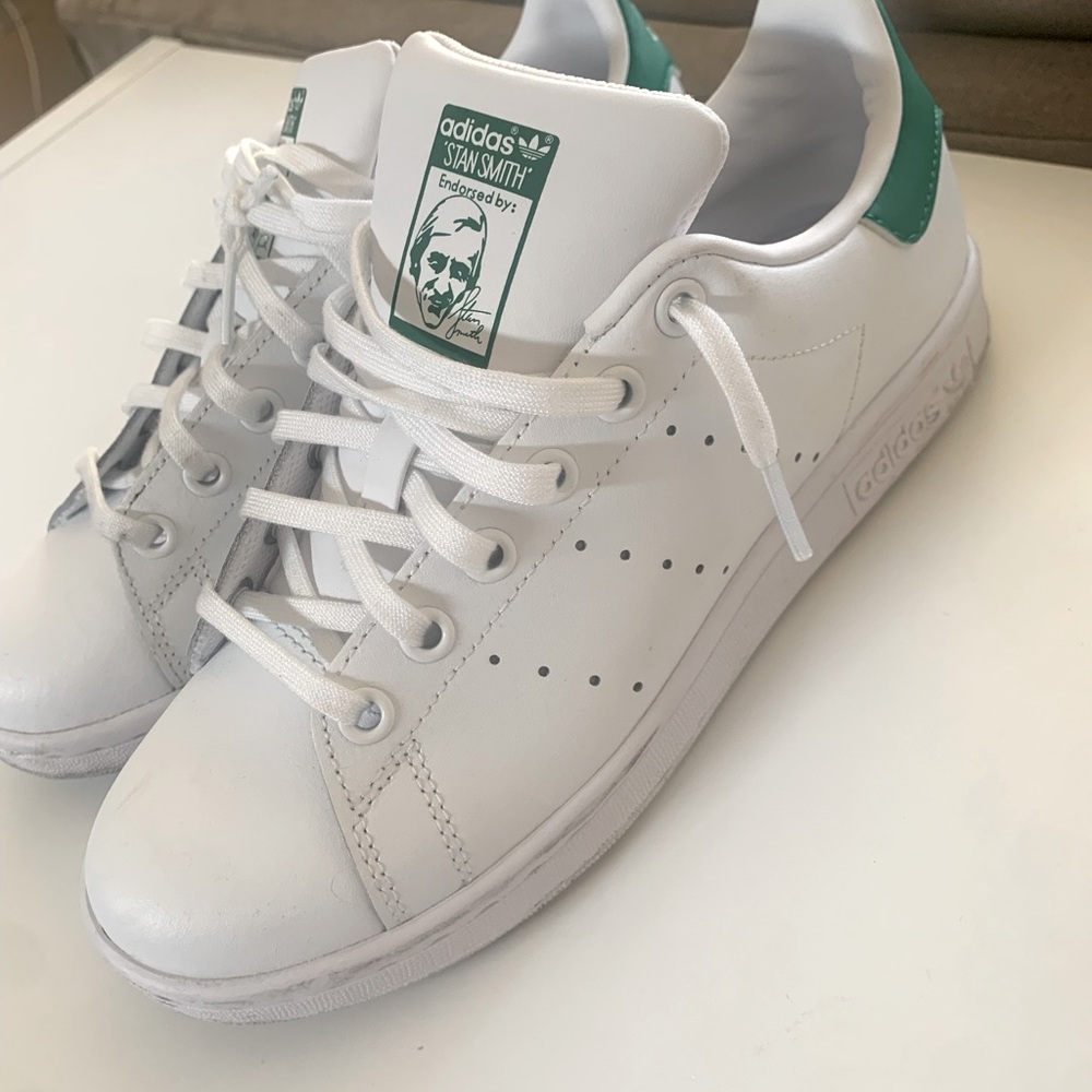 Stan smith Adidas Size 4.5 (Worn Twice)